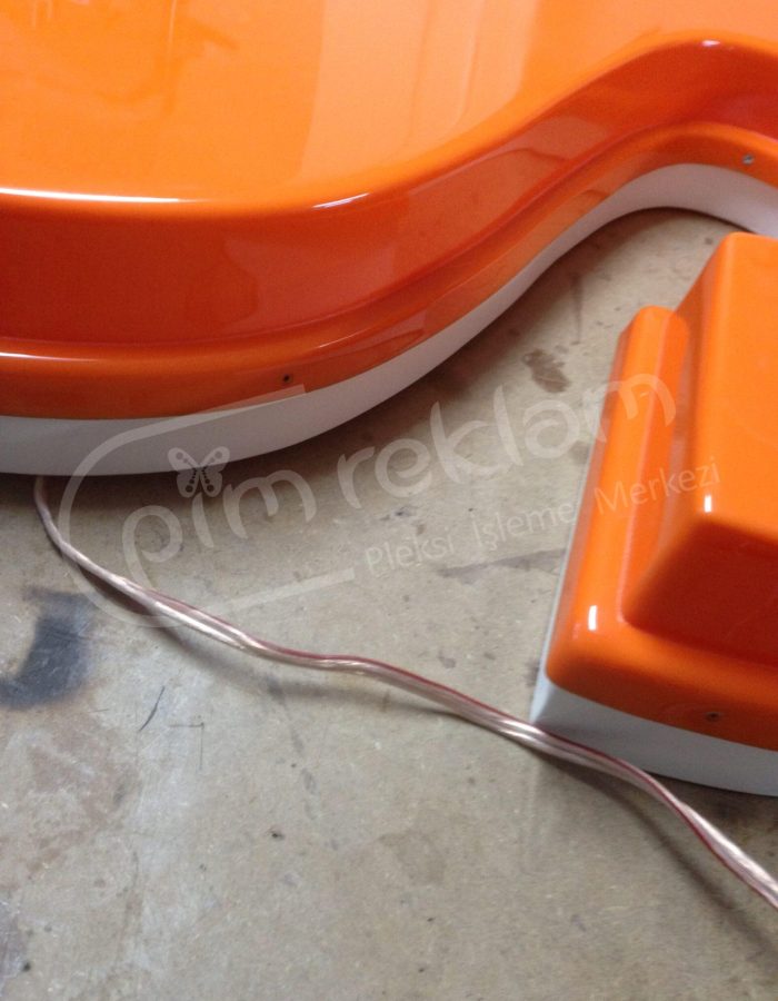 Migros logo harfler (4)